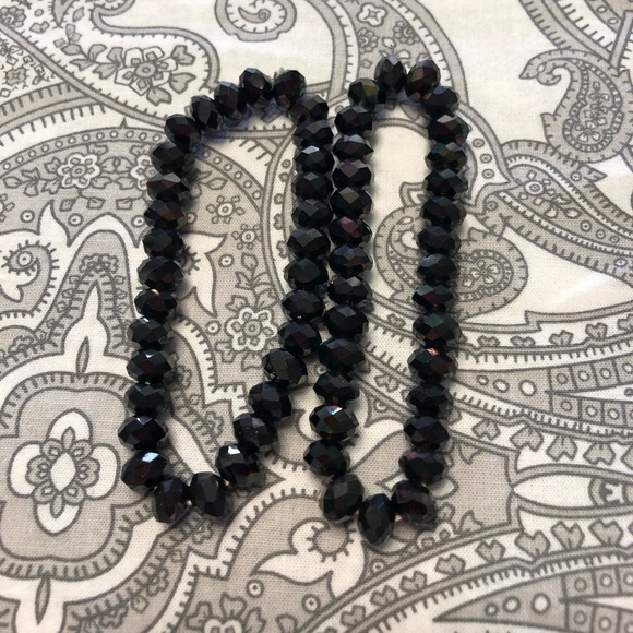 ⬇️ 🌴5 for $20🌴2 black beaded bracelets - Picture 2 of 4